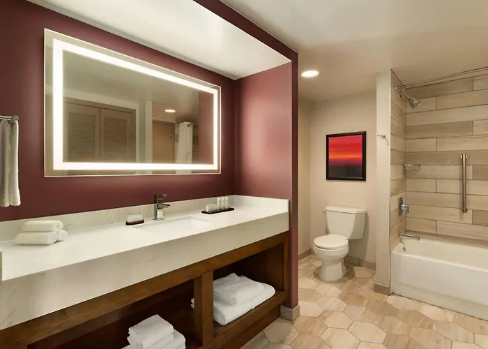 Embassy By Hilton Downtown North 3*