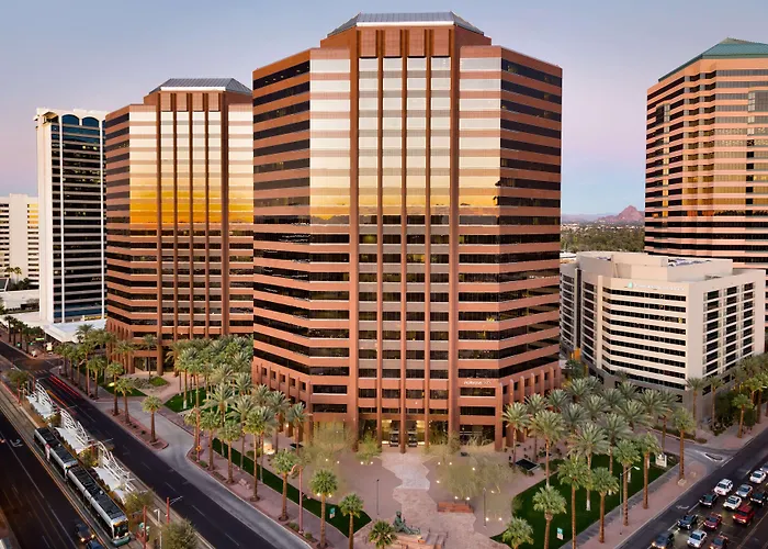 Hotel Embassy By Hilton Downtown North Phoenix