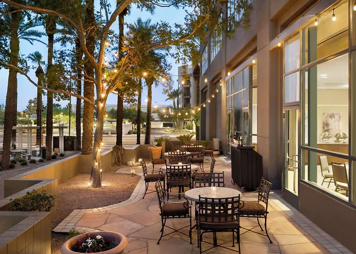 Embassy By Hilton Downtown North Phoenix
