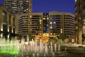 Hotel Embassy By Hilton Downtown North Phoenix