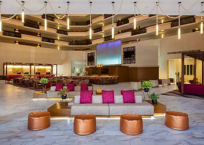 Embassy By Hilton Downtown North Hotel